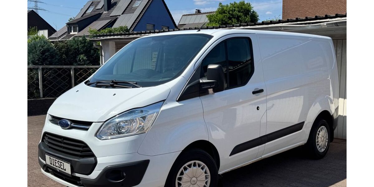 Ford Transit Custom 189.000 km 4.900 &euro; Duisburg 47179