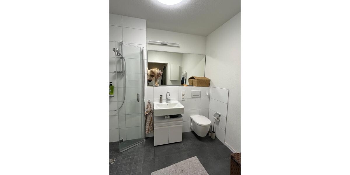 Erdgeschoßwohnung Düsseldorf Oberbilk - 3 Zimmer, 72 m&sup2;, 1.111&euro; | Angebot:25514547