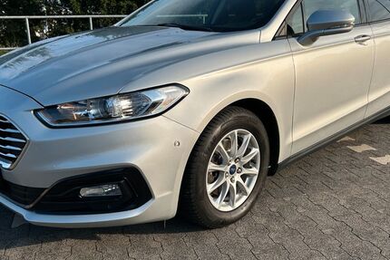 Ford Mondeo 99.912 km 16.499 &euro; STRAELEN 47638