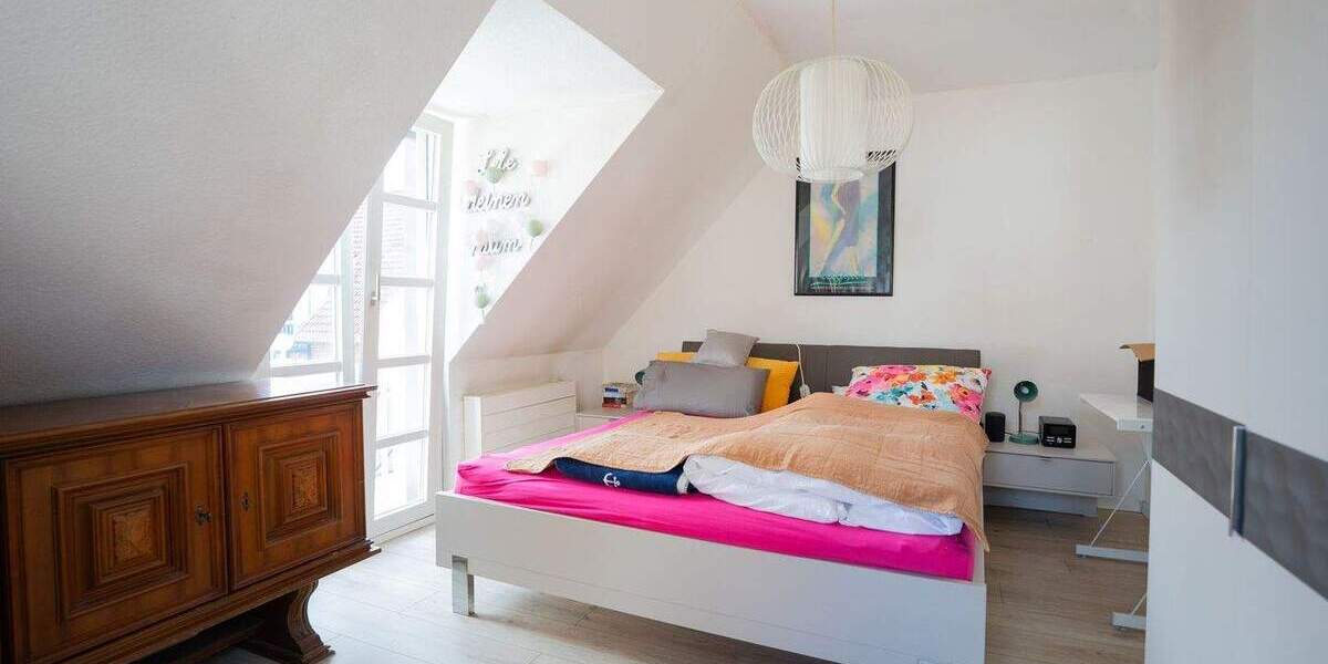 Doppelhaushälfte Krefeld Hüls - 4 Zimmer, 106 m&sup2;, 395.000&euro; | Angebot:25695247