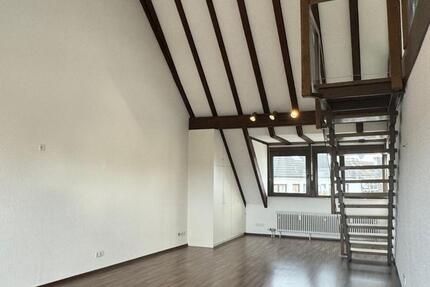 Wohnung Düsseldorf Pempelfort - 3 Zimmer, 122 m&sup2;, 2.074&euro; | Angebot:25219719