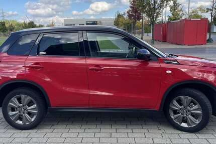 Suzuki Vitara 47.500 km 15.700 &euro; Essen 45139