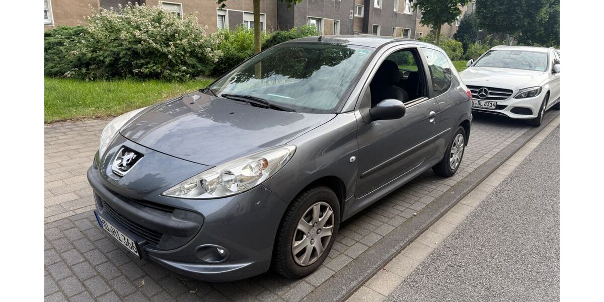 Peugeot 206 87.205 km 2.800 &euro; Duisburg 47138