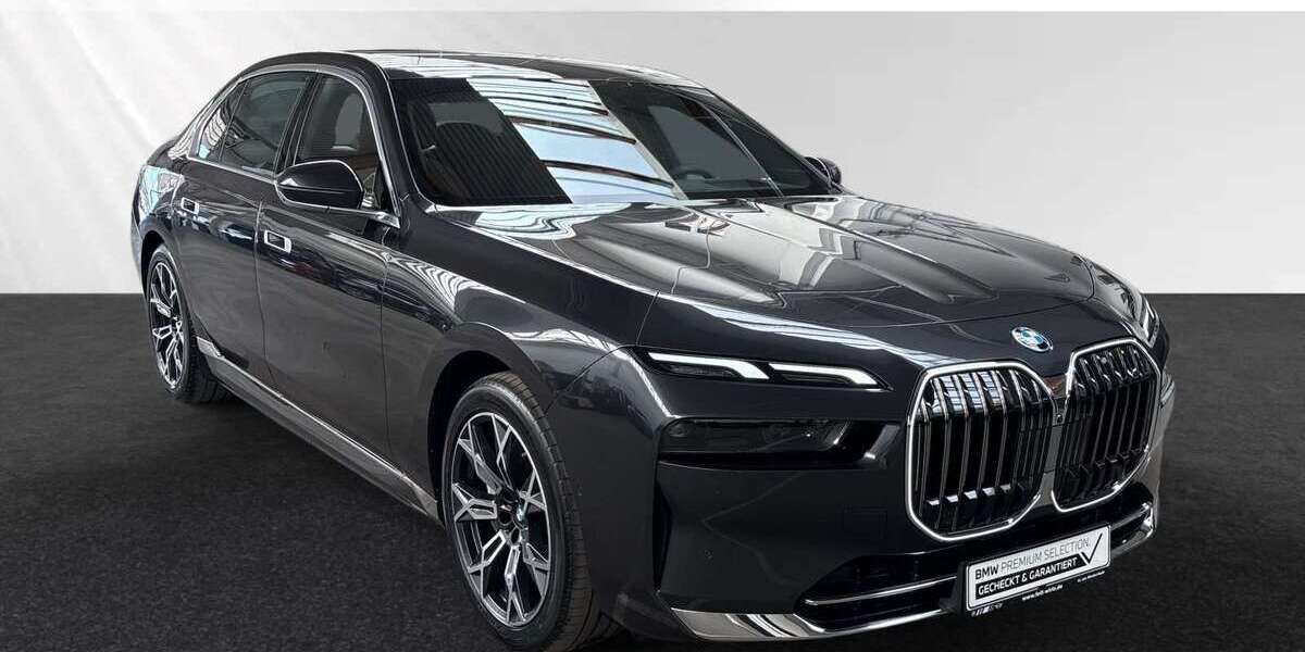BMW 750 28.750 km 89.888 &euro; Moers 47441