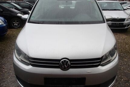 VW Touran 289.000 km 4.799 &euro; Oberhausen 46149