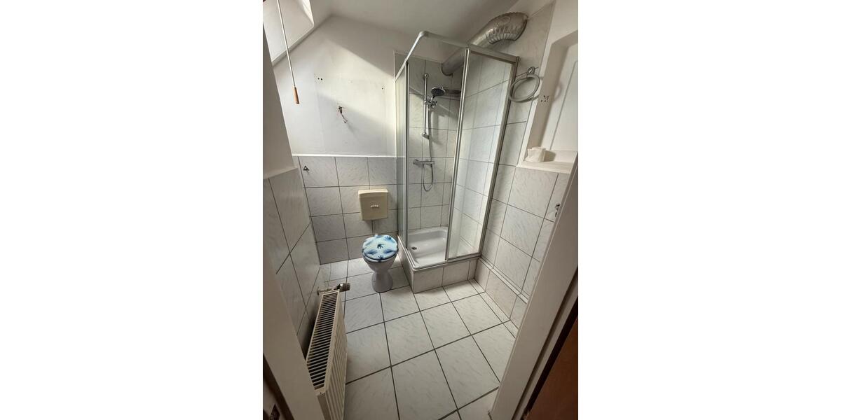 Dachgeschoßwohnung Heiligenhaus - 2 Zimmer, 50 m&sup2;, 450&euro; | Angebot:25882194