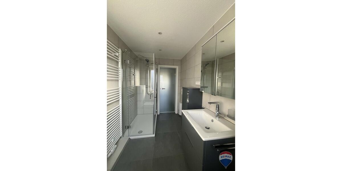 Etagenwohnung Kevelaer - 4 Zimmer, 100 m&sup2;, 1.175&euro; | Angebot:23875104