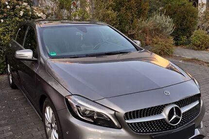 Mercedes-Benz A 180 129.100 km 17.400 &euro; Mülheim an der Ruhr 45481