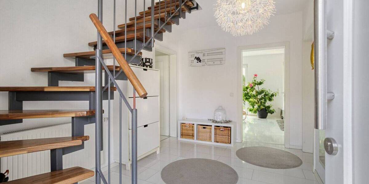 Einfamilienhaus Düsseldorf Stockum - 4 Zimmer, 137 m&sup2;, 949.000&euro; | Angebot:25687686