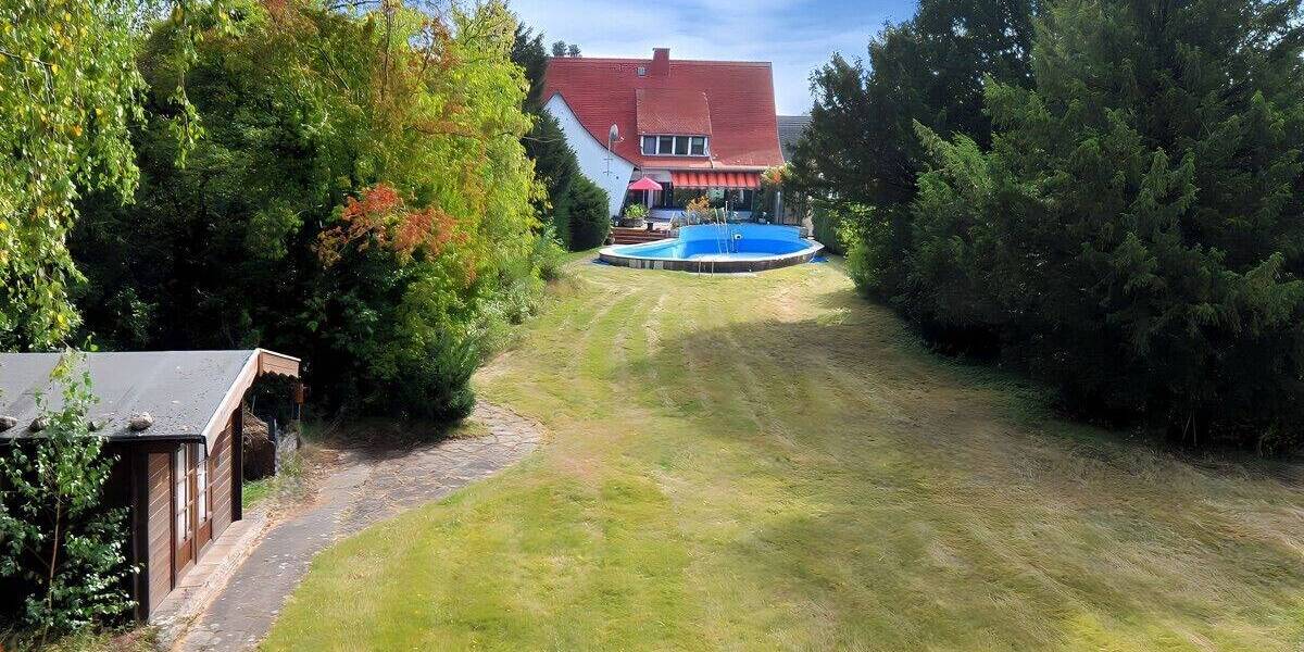 Einfamilienhaus Moers Vennikel - 9 Zimmer, 319 m&sup2;, 699.000&euro; | Angebot:25799166