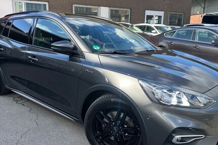 Ford Focus 162.500 km 12.980 &euro; Düsseldorf 40549