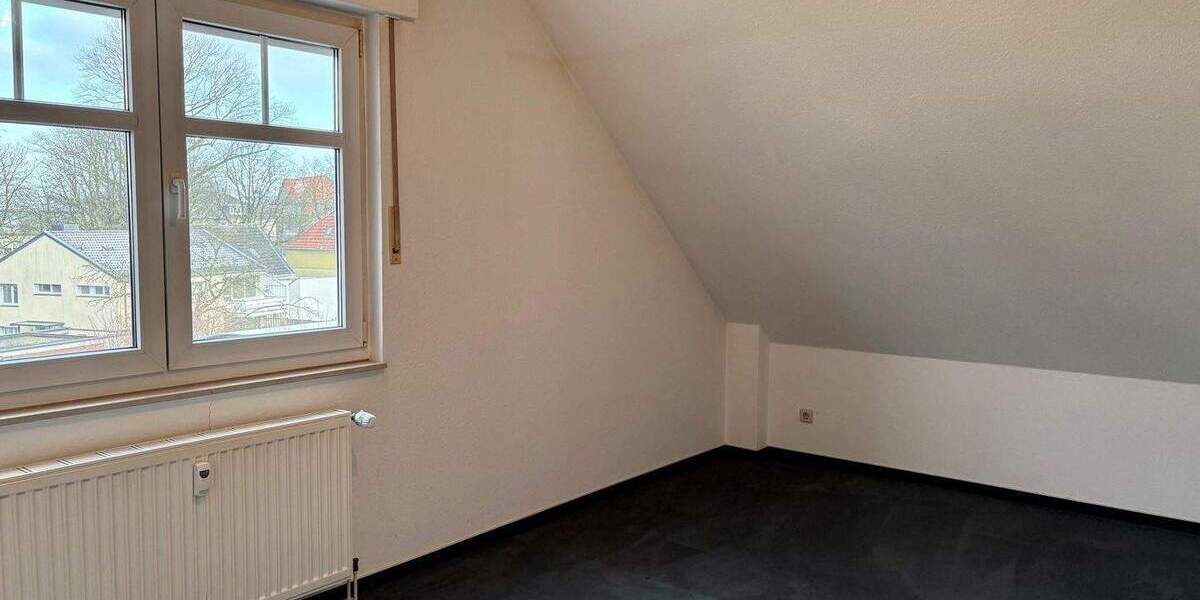 Etagenwohnung Rheinberg - 3 Zimmer, 101 m&sup2;, 239.000&euro; | Angebot:25730623