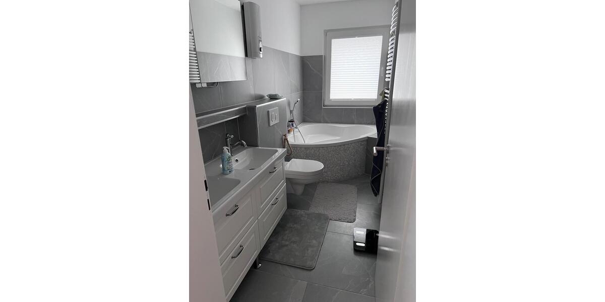 Doppelhaushälfte Dinslaken Lohberg - 3.5 Zimmer, 100 m&sup2;, 380.000&euro; | Angebot:26006289