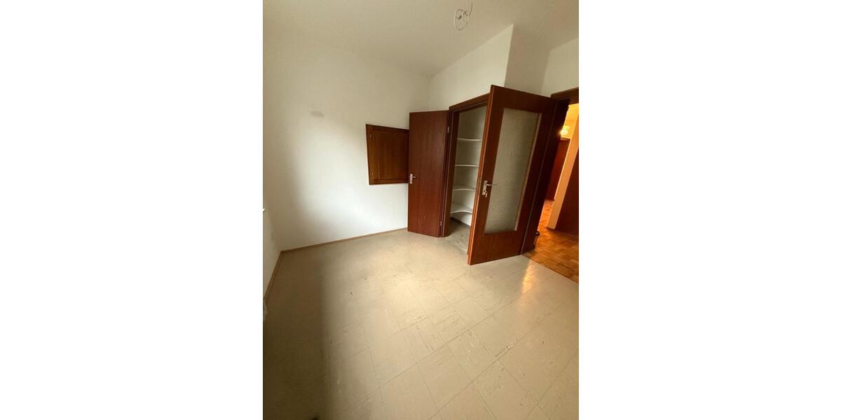 Etagenwohnung Duisburg Laar - 3 Zimmer, 79 m&sup2;, 489&euro; | Angebot:26620073