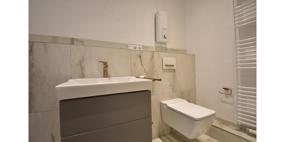 Etagenwohnung Düsseldorf Niederkassel - 2 Zimmer, 70 m&sup2;, 1.750&euro; | Angebot:25884292