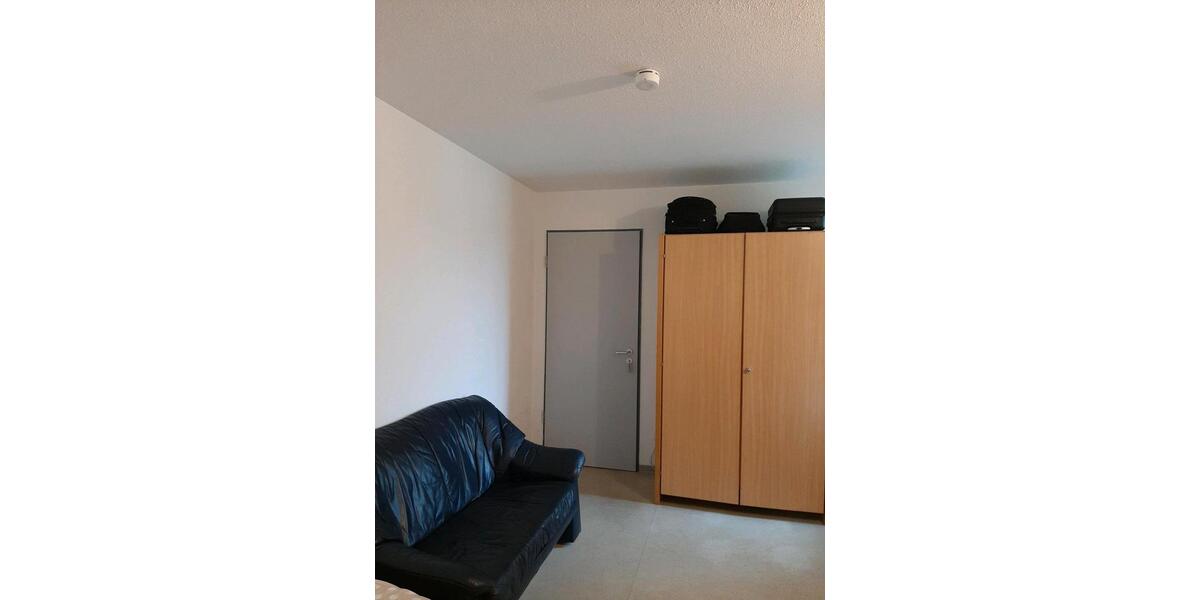 Etagenwohnung Essen Stadtbezirk VI - 1 Zimmer, 28 m&sup2;, 380&euro; | Angebot:26702239