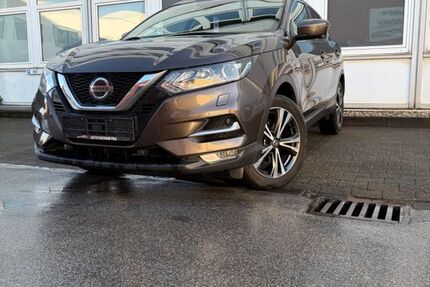 Nissan Qashqai 150.000 km 9.700 &euro; Neuss 41469