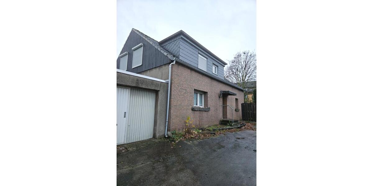 Einfamilienhaus Duisburg Rheinhausen - 10 Zimmer, 160 m&sup2;, 340.000&euro; | Angebot:24853905