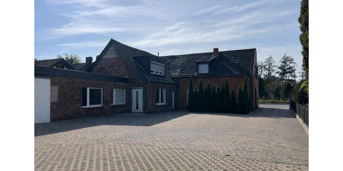 Mehrfamilienhaus, Wohnhaus Geldern - 12 Zimmer, 292 m&sup2;, 3.000&euro; | Angebot:25417361