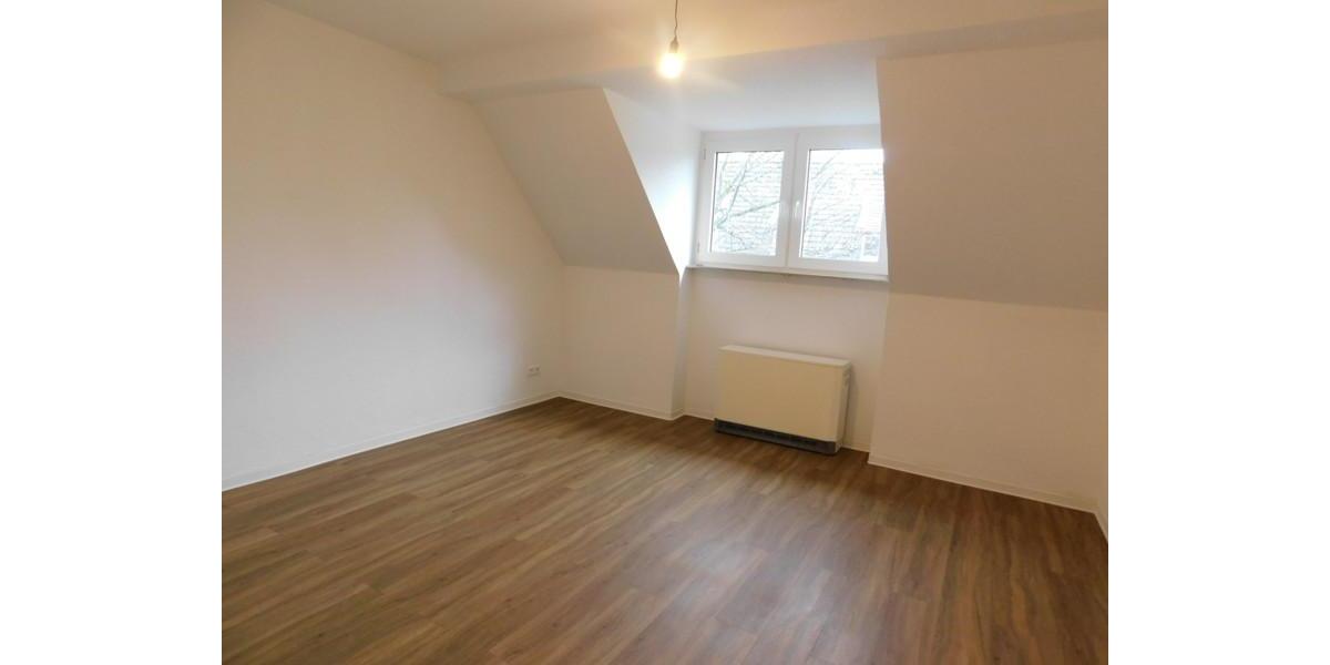 Dachgeschoßwohnung Essen Stadtbezirk IV - 2 Zimmer, 41 m&sup2;, 495&euro; | Angebot:24258149
