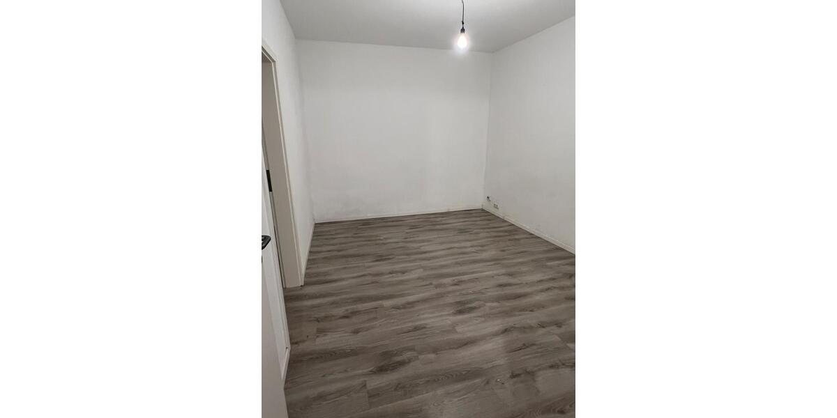 Erdgeschoßwohnung Duisburg Duisburg-Mitte - 2 Zimmer, 43 m&sup2;, 400&euro; | Angebot:25195607