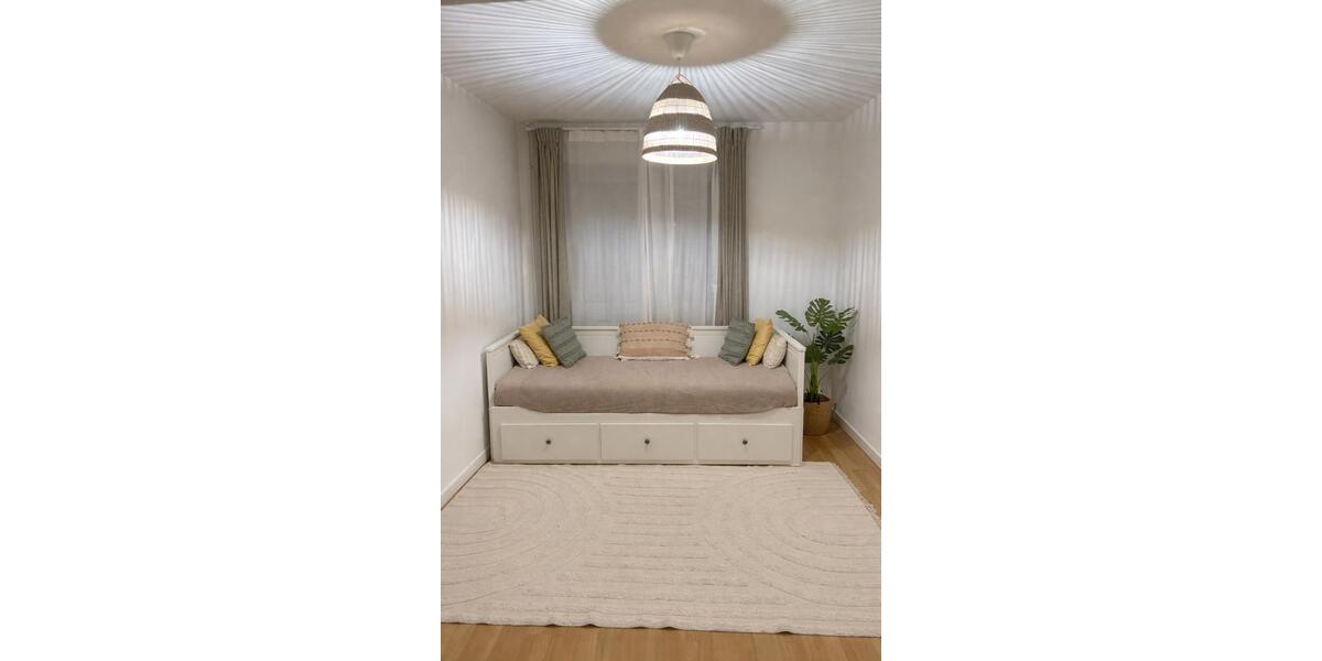 Etagenwohnung Duisburg Huckingen - 3 Zimmer, 69 m&sup2;, 8.000&euro; | Angebot:25282827