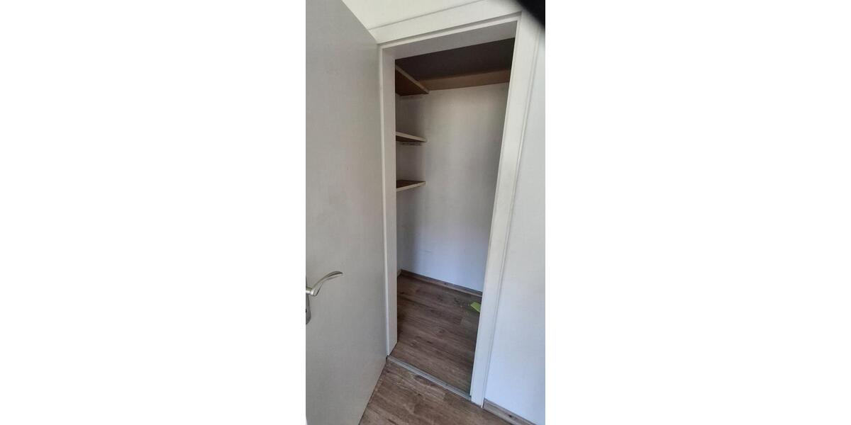 Etagenwohnung Tönisvorst - 2 Zimmer, 69 m&sup2;, 690&euro; | Angebot:26060254