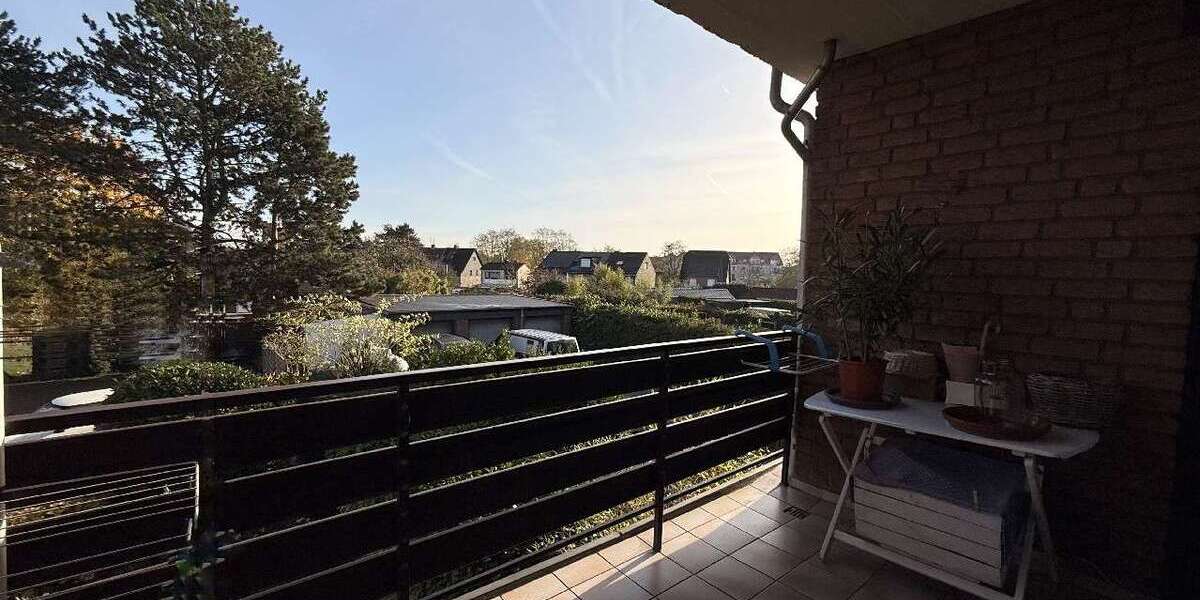 Etagenwohnung Duisburg Rheinhausen - 2 Zimmer, 88 m&sup2;, 184.000&euro; | Angebot:25792083