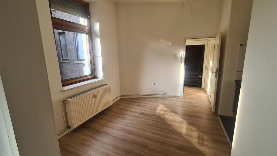 Etagenwohnung Duisburg Duisburg-Mitte - 2 Zimmer, 35 m&sup2;, 300&euro; | Angebot:25152742