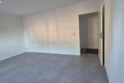 Wohnung Duisburg Mittelmeiderich - 3 Zimmer, 83 m&sup2;, 615&euro; | Angebot:25741978