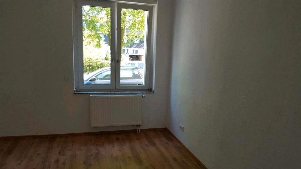 Erdgeschoßwohnung Duisburg Angerhausen - 2 Zimmer, 62 m&sup2;, 600&euro; | Angebot:25941049