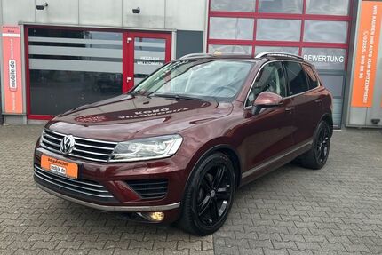 VW Touareg 123.500 km 22.900 &euro; Voerde 46562