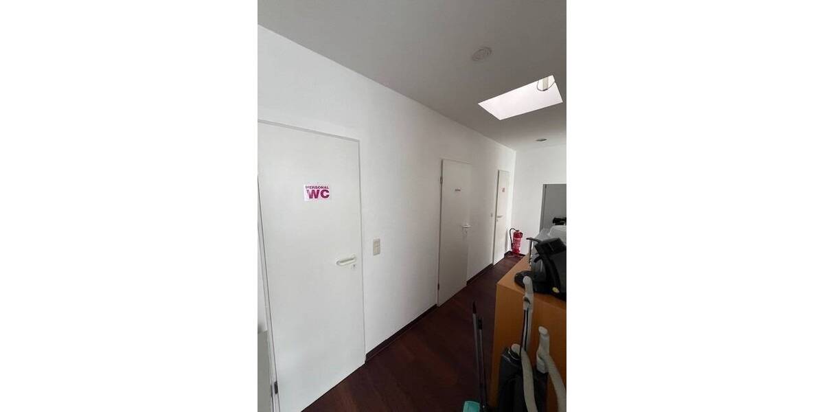 Gewerbeobjekt Krefeld Cracau - 3 Zimmer, 125 m&sup2;, 1.060&euro; | Angebot:26555087