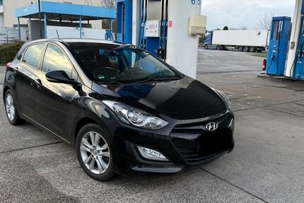 Hyundai i30 145.000 km 6.000 &euro; Rheurdt 47509