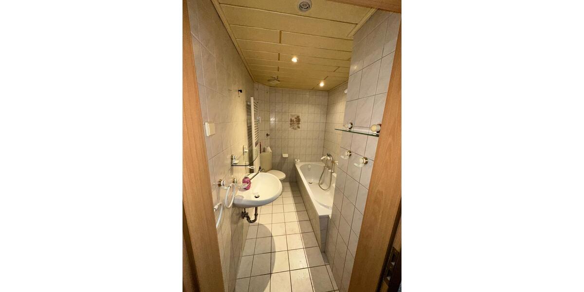 Etagenwohnung Duisburg Mittelmeiderich - 2.5 Zimmer, 64 m&sup2;, 84.499&euro; | Angebot:26740949