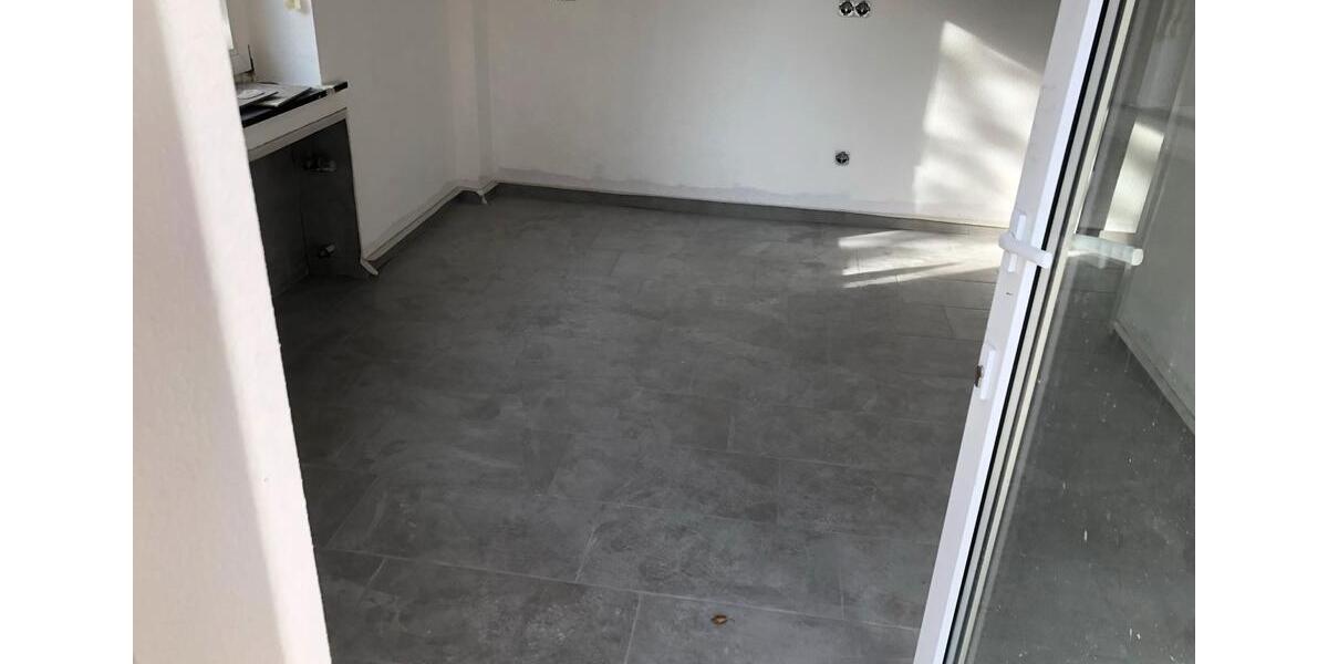 Etagenwohnung Nettetal - 6 Zimmer, 155 m&sup2;, 1.150&euro; | Angebot:25944947