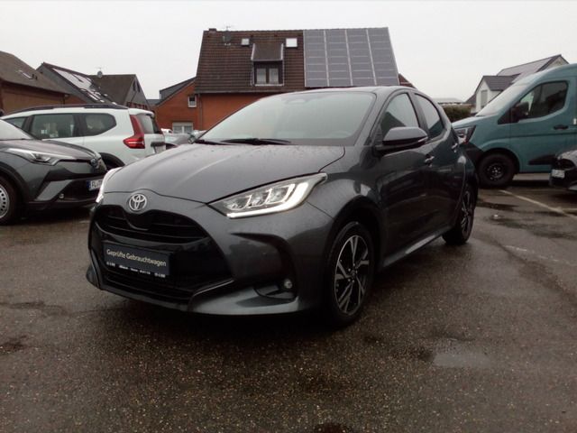 Toyota Yaris 5.300 km 26.980 &euro; Viersen 41748