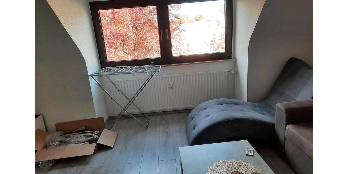 Dachgeschoßwohnung Essen Stadtbezirk III - 2.5 Zimmer, 48 m&sup2;, 469&euro; | Angebot:25875950