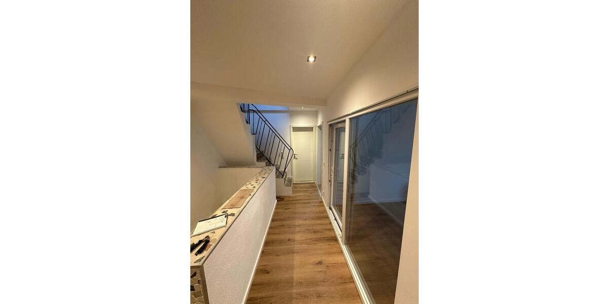 Maisonettenwohnung Meerbusch - 4 Zimmer, 120 m&sup2;, 2.200&euro; | Angebot:24805880