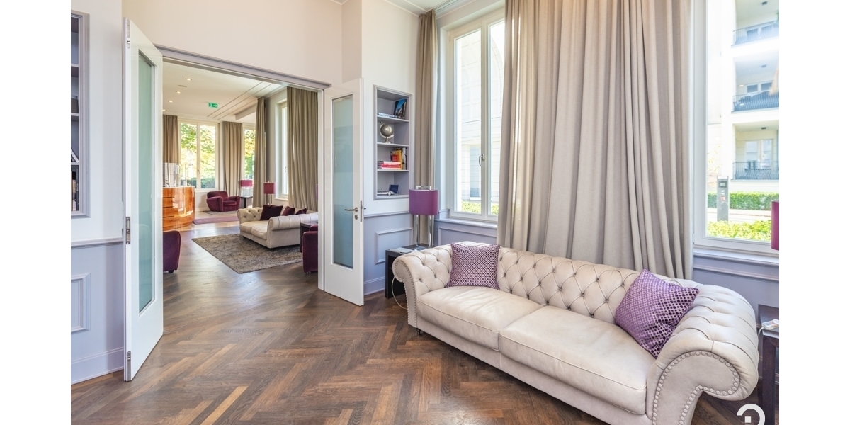 Wohnen in hochwertigem Ambiente mit internationalem Flair. Luxus-Penthouse Heinrich-Heine-Gärten - Einfamilienhaus Düsseldorf Heerdt | Angebot:26748838