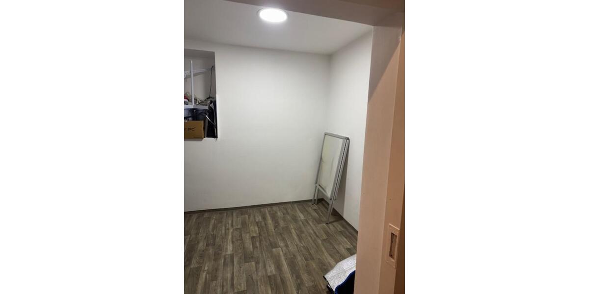 Gewerbeobjekt Krefeld Hülser Berg - 980&euro; | Angebot:24137071