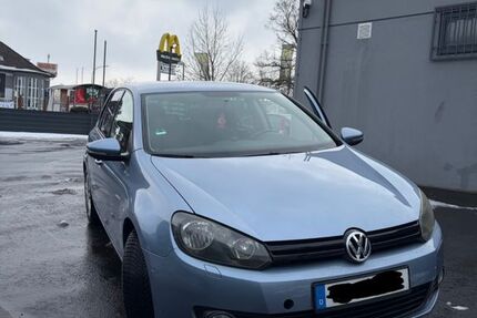 VW Golf 158.000 km 4.800 &euro; Essen 45326