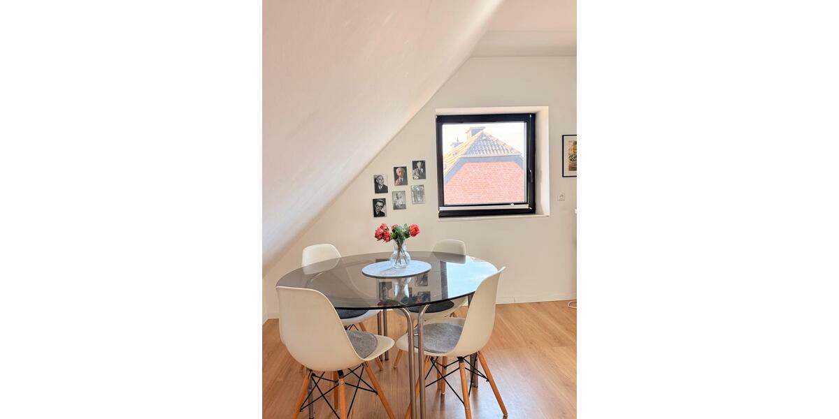 Dachgeschoßwohnung Krefeld Benrad - 2 Zimmer, 50 m&sup2;, 799&euro; | Angebot:26705006