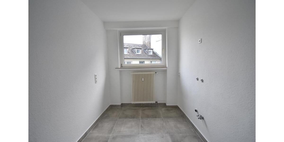 Etagenwohnung Essen Stadtkern - 3 Zimmer, 92 m&sup2;, 995&euro; | Angebot:24862007