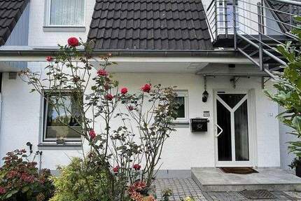 Haus Rheinberg - 8 Zimmer, 255 m&sup2;, 690.000&euro; | Angebot:25674889