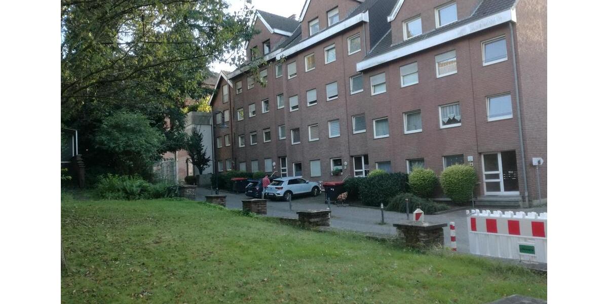 Etagenwohnung Dinslaken Hiesfeld - 1 Zimmer, 48 m&sup2;, 300&euro; | Angebot:25511501