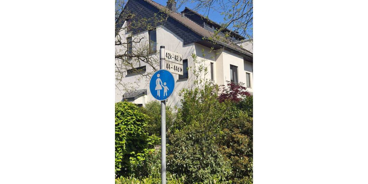 Reihenmittelhaus Ratingen Zentrum - 1 Zimmer, 107 m&sup2;, 469.000&euro; | Angebot:26741884