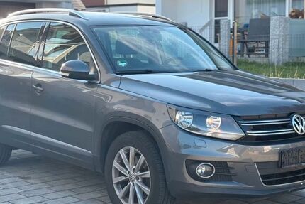VW Tiguan 127.850 km 6.250 &euro; Düsseldorf-Stadtbezirk 3 40227