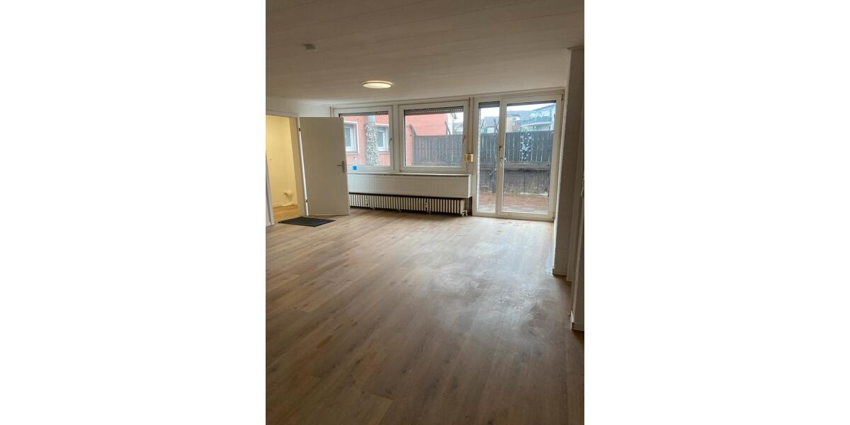 Etagenwohnung Dinslaken Lohberg - 2 Zimmer, 90 m&sup2;, 1.178&euro; | Angebot:25616604