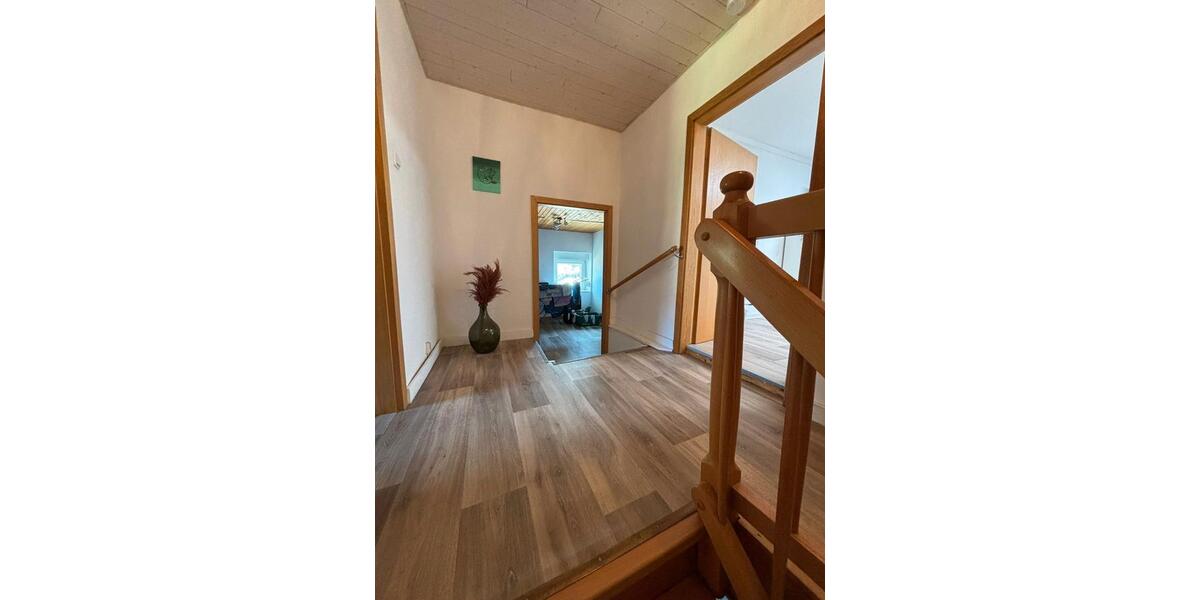 Doppelhaushälfte Nettetal - 6 Zimmer, 150 m&sup2;, 250.000&euro; | Angebot:26415797